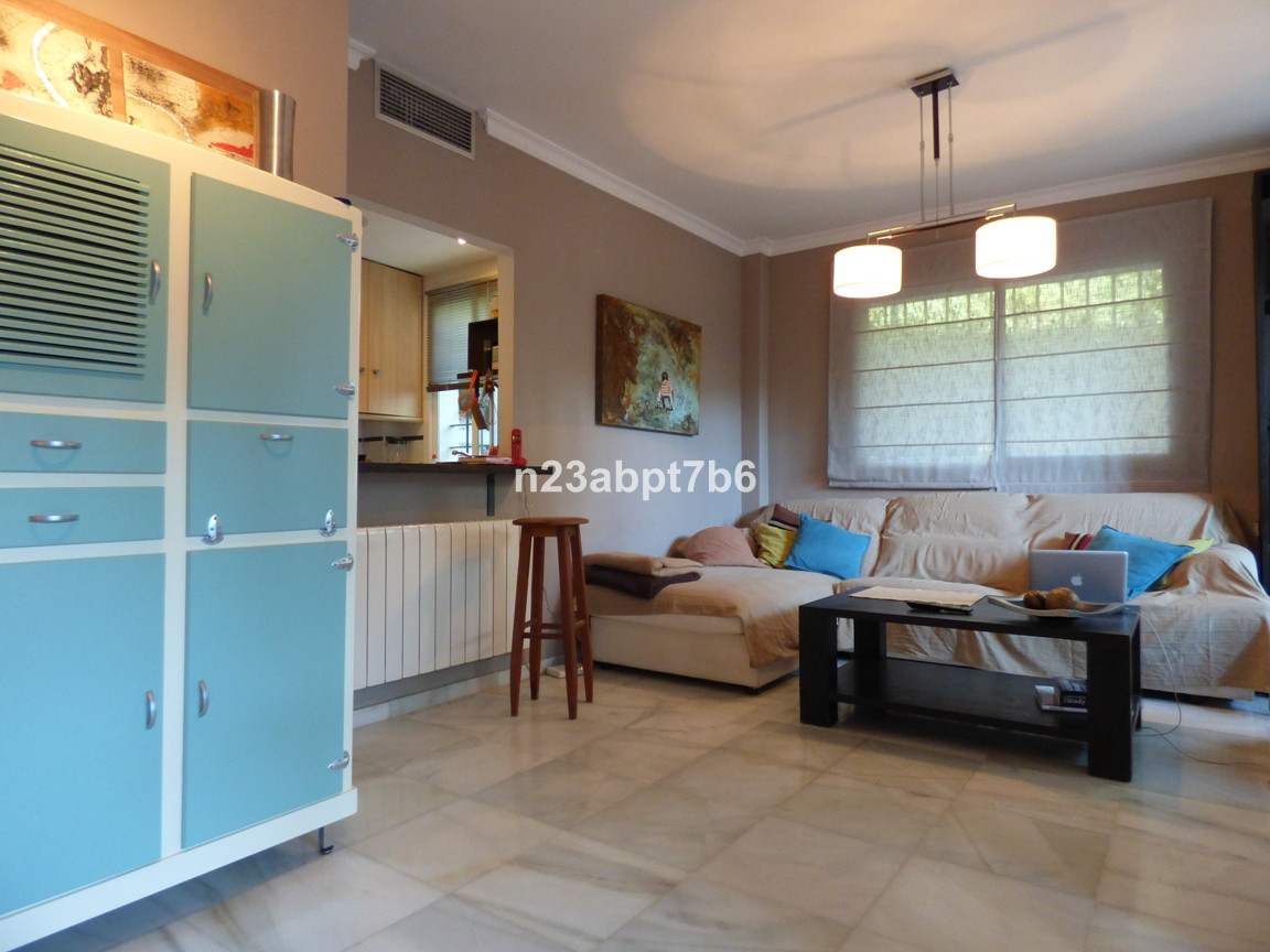 2 Bed Apartment for sale in Nueva Andalucía Costa Del Sol, Málaga, Spain