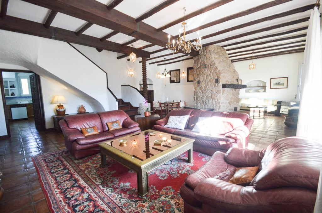 10 Bed Townhouse for sale in Ronda Costa Del Sol, Málaga, Spain