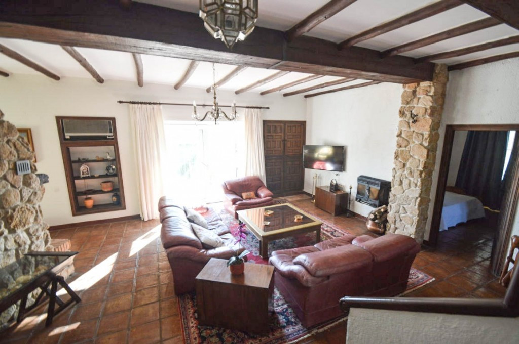 10 Bed Townhouse for sale in Ronda Costa Del Sol, Málaga, Spain