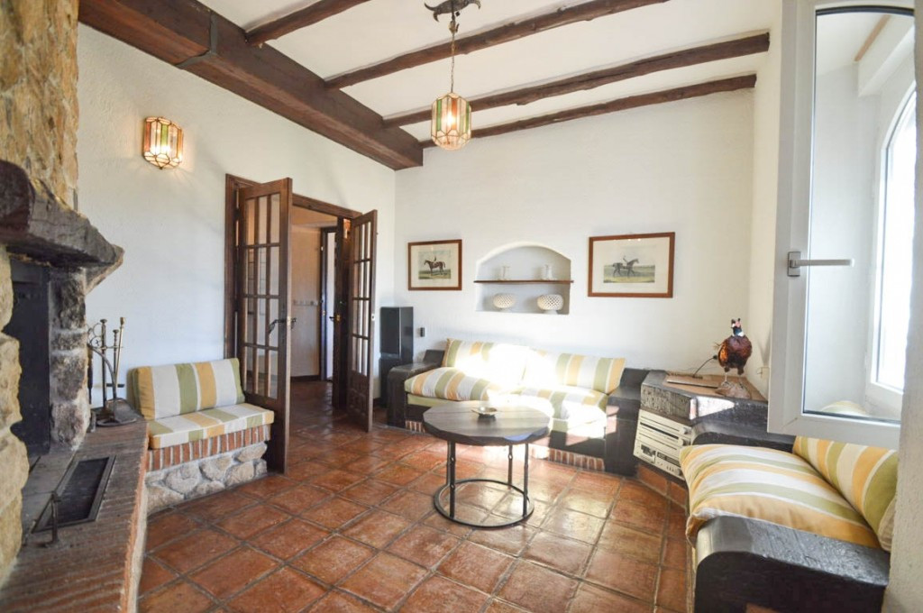 10 Bed Townhouse for sale in Ronda Costa Del Sol, Málaga, Spain