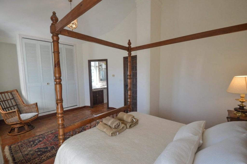 10 Bed Townhouse for sale in Ronda Costa Del Sol, Málaga, Spain