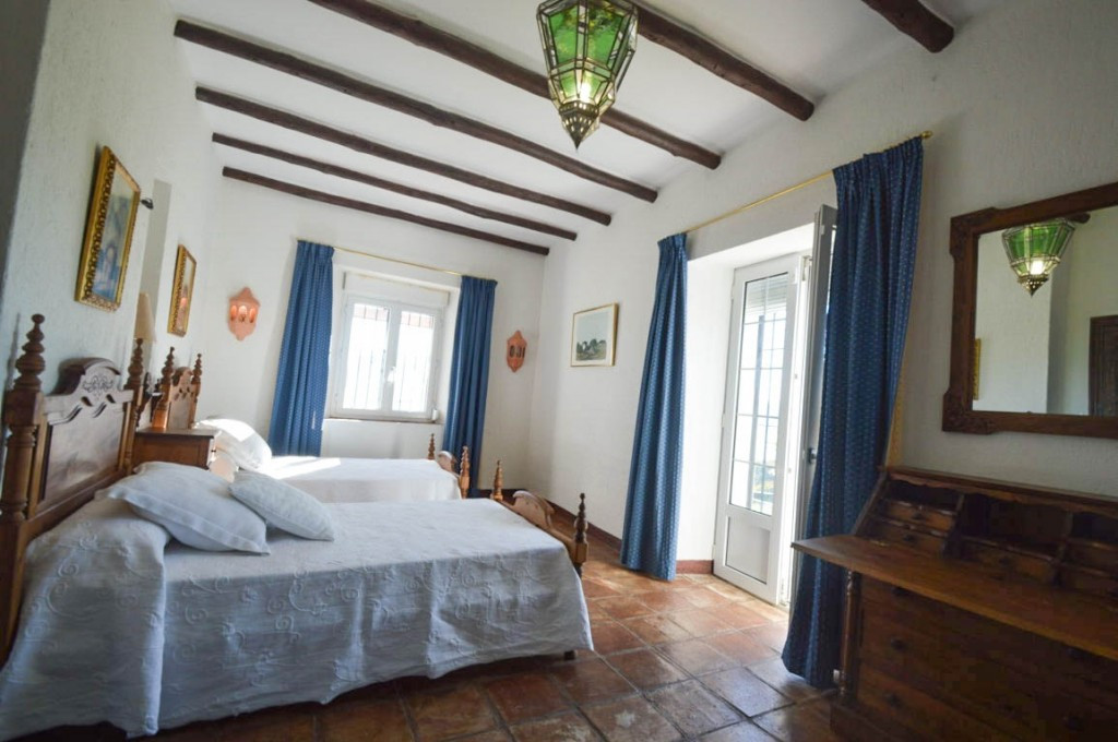 10 Bed Townhouse for sale in Ronda Costa Del Sol, Málaga, Spain
