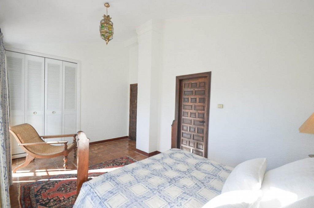 10 Bed Townhouse for sale in Ronda Costa Del Sol, Málaga, Spain