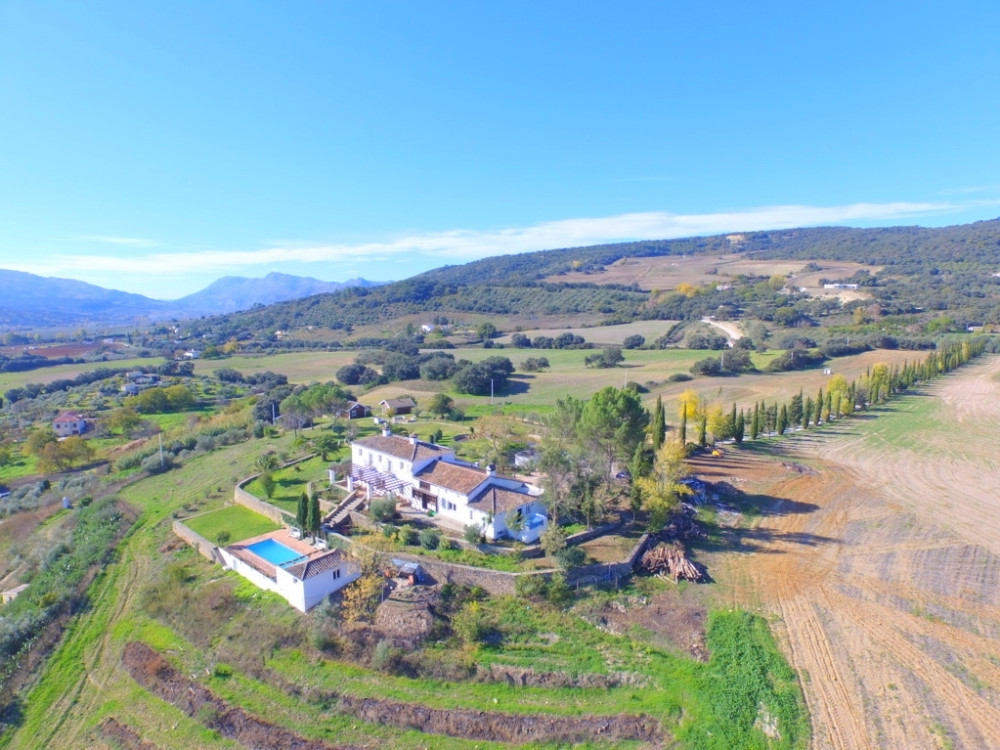 10 Bed Townhouse for sale in Ronda Costa Del Sol, Málaga, Spain