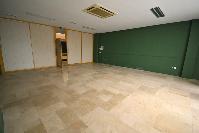 Commercial unit for sale in Puerto Banús Costa Del Sol, Málaga, Spain