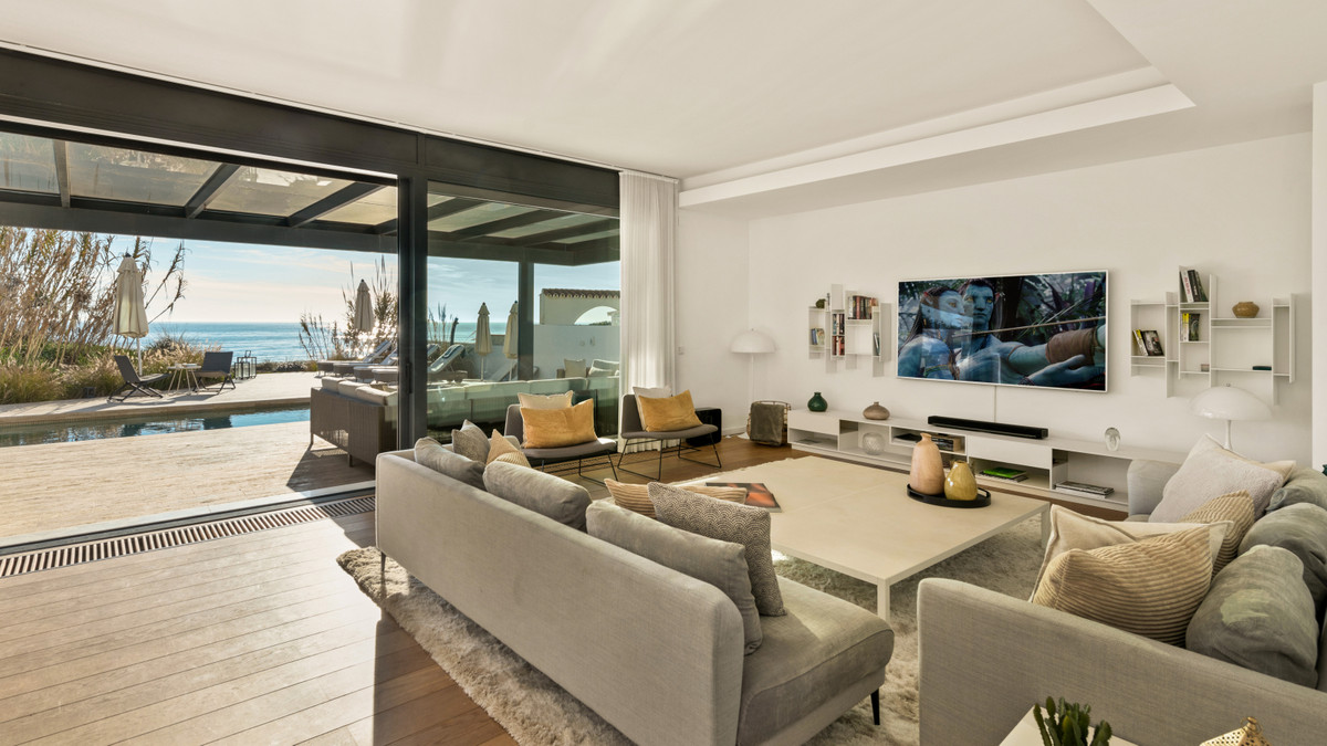Se vende Villa - Chalet de 6 dormitorios en Costa Del Sol, Málaga, España
