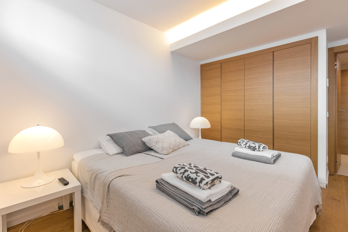 Se vende Villa - Chalet de 6 dormitorios en Costa Del Sol, Málaga, España