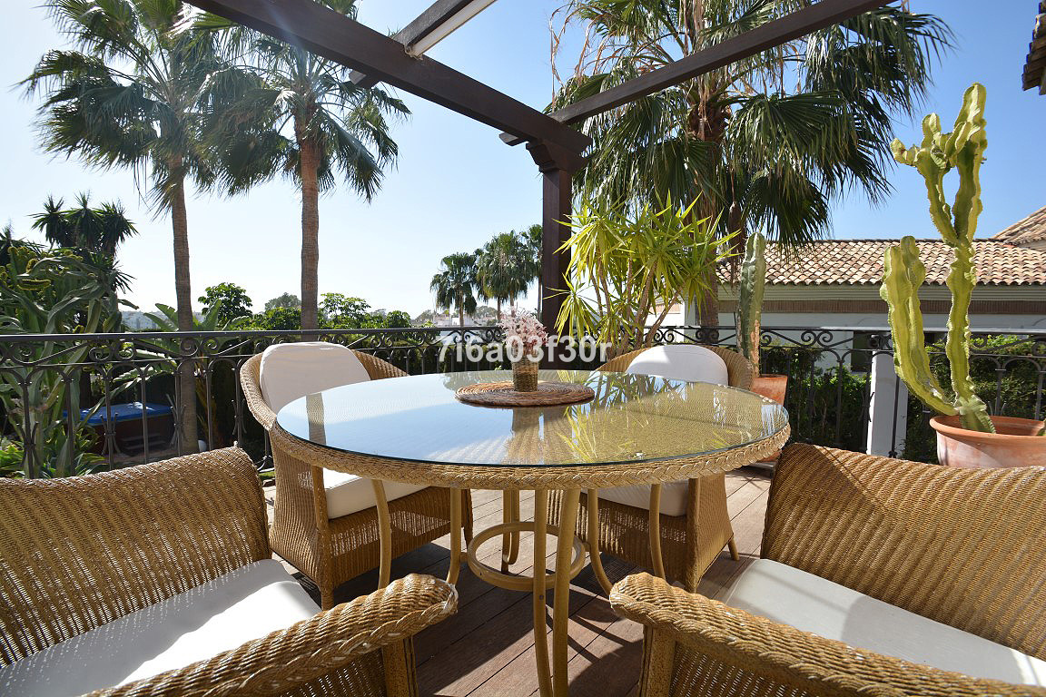 Se vende Villa - Chalet de 5 dormitorios en Costa Del Sol, Málaga, España