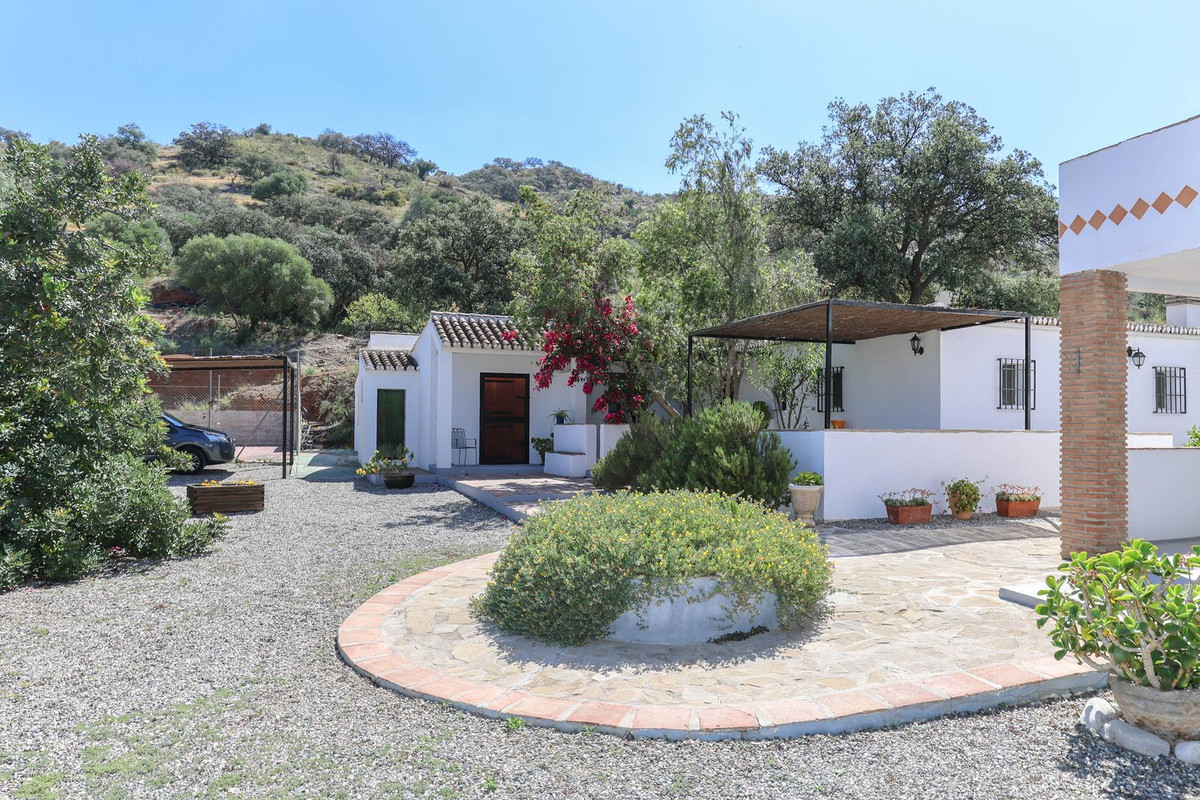 Se vende Cama y Desayuno de 7 dormitorios en Costa Del Sol, Málaga, España