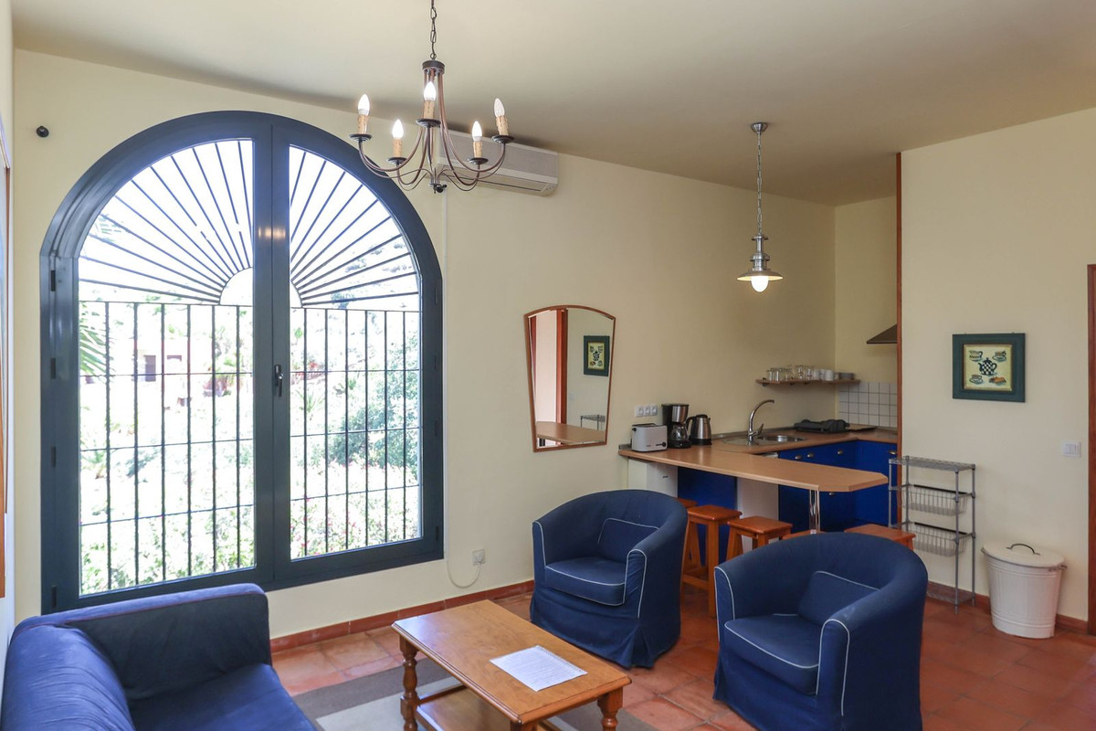 Se vende Cama y Desayuno de 7 dormitorios en Costa Del Sol, Málaga, España