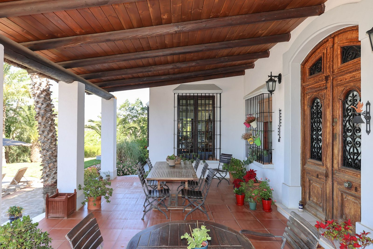 Se vende Cama y Desayuno de 7 dormitorios en Costa Del Sol, Málaga, España