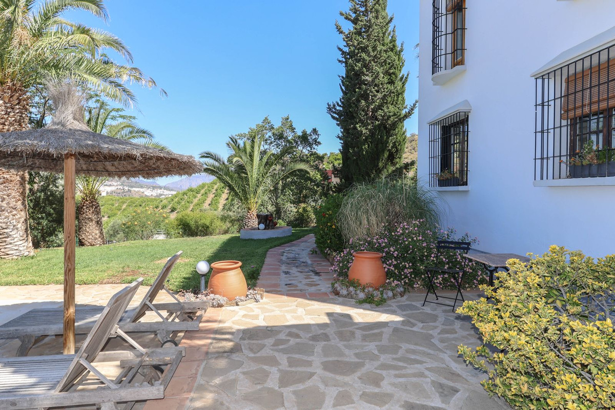 Se vende Cama y Desayuno de 7 dormitorios en Costa Del Sol, Málaga, España