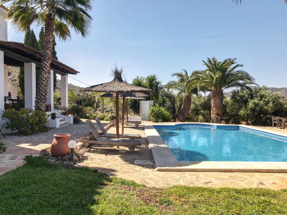 Se vende Cama y Desayuno de 7 dormitorios en Costa Del Sol, Málaga, España