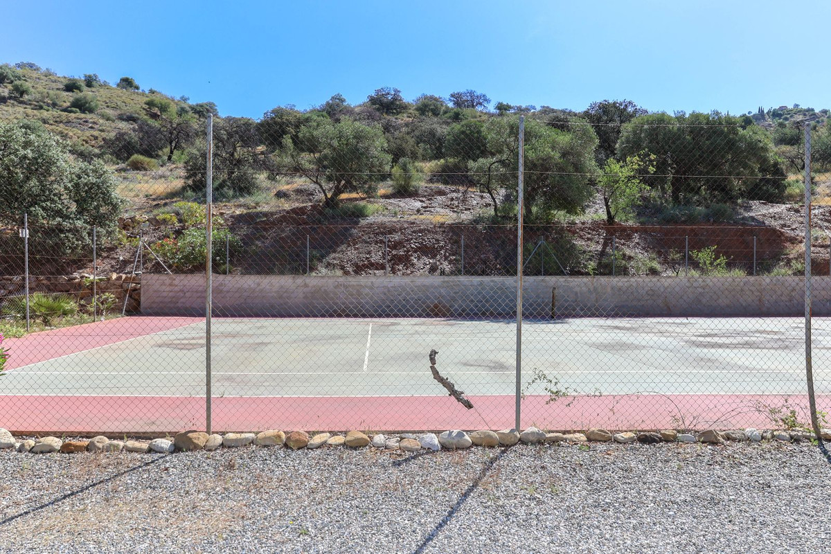 Se vende Cama y Desayuno de 7 dormitorios en Costa Del Sol, Málaga, España