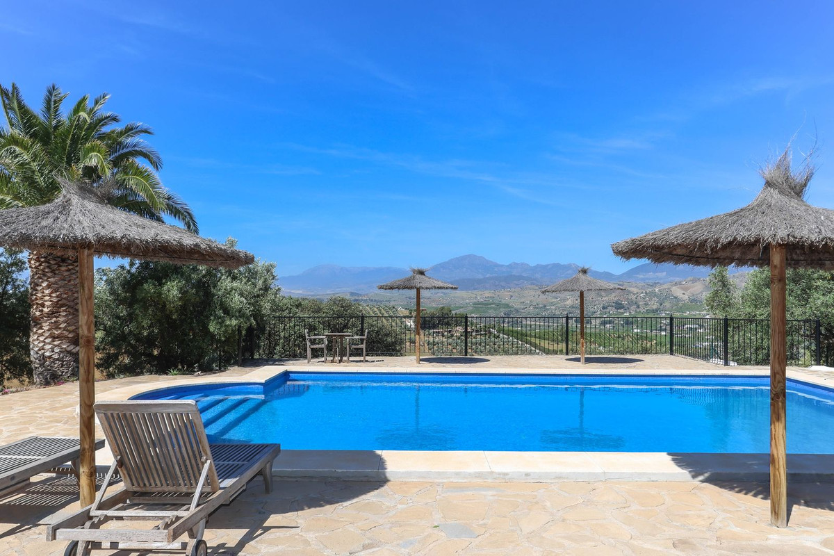Se vende Cama y Desayuno de 7 dormitorios en Costa Del Sol, Málaga, España