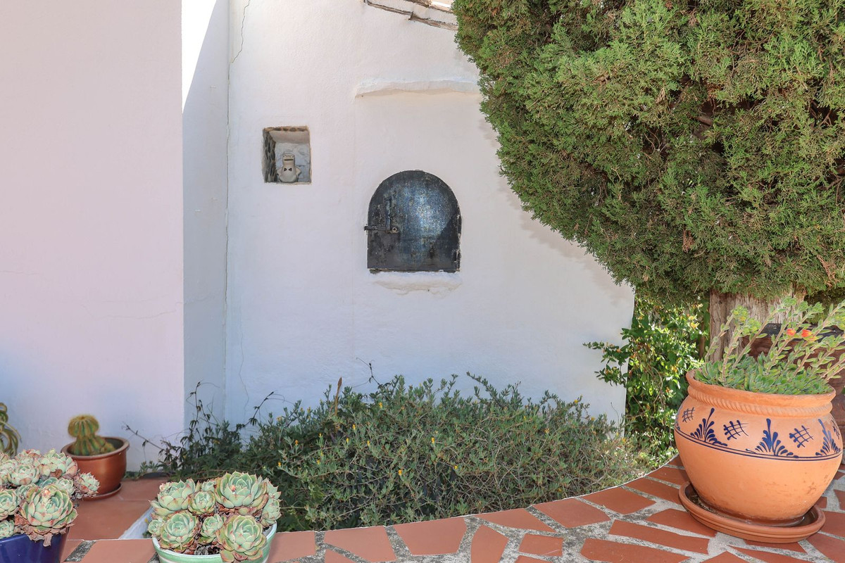 Se vende Cama y Desayuno de 7 dormitorios en Costa Del Sol, Málaga, España