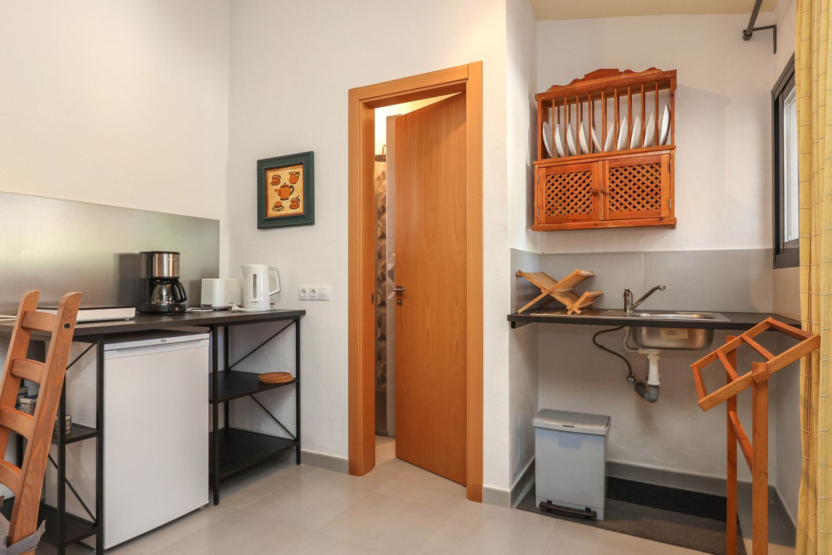 Se vende Cama y Desayuno de 7 dormitorios en Costa Del Sol, Málaga, España