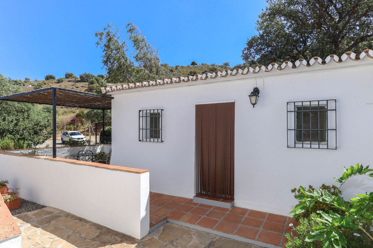 Se vende Cama y Desayuno de 7 dormitorios en Costa Del Sol, Málaga, España