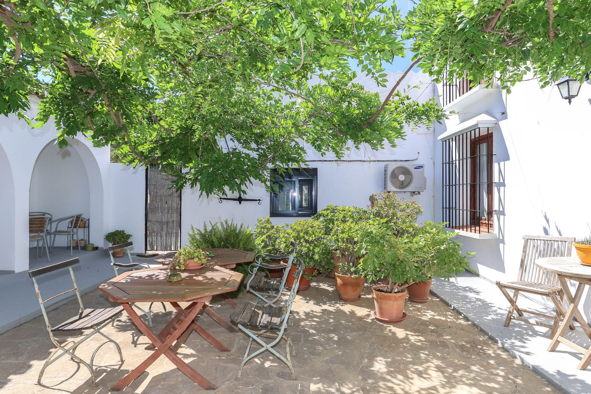 Se vende Cama y Desayuno de 7 dormitorios en Costa Del Sol, Málaga, España