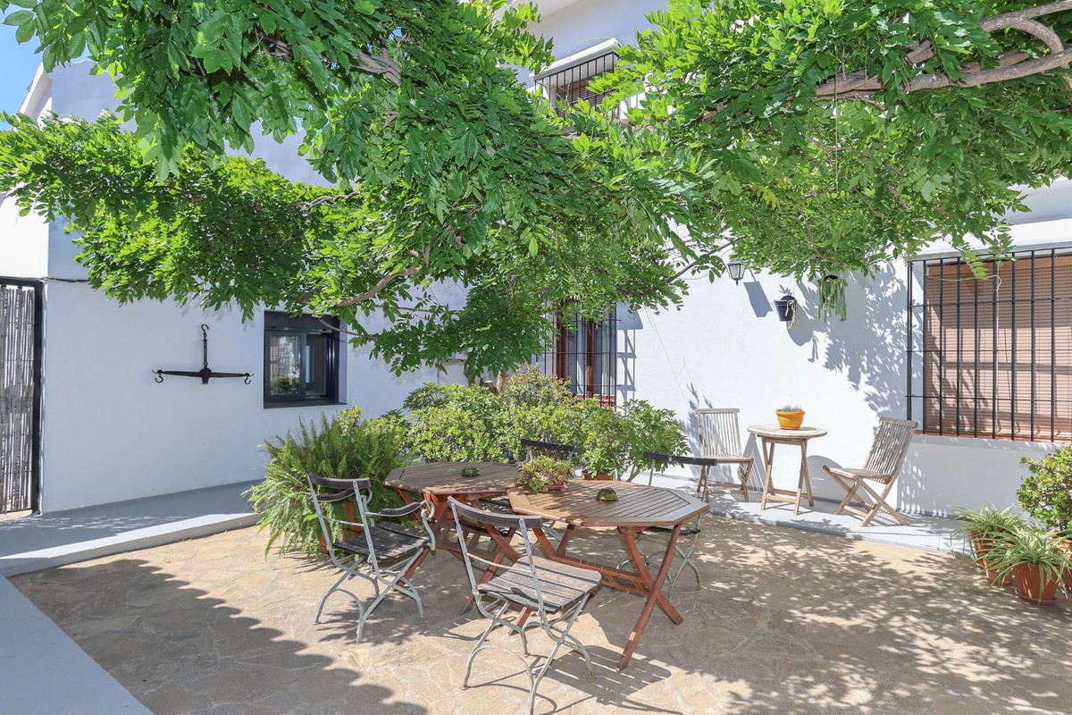 Se vende Cama y Desayuno de 7 dormitorios en Costa Del Sol, Málaga, España