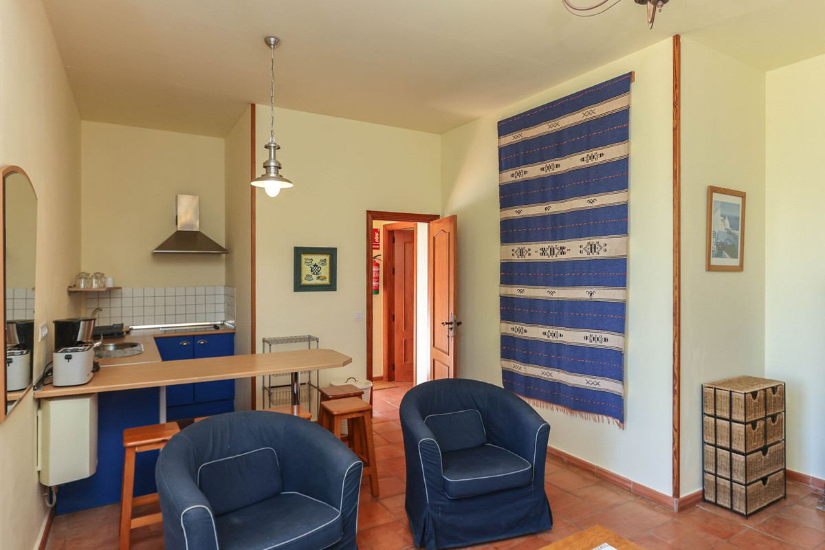 Se vende Cama y Desayuno de 7 dormitorios en Costa Del Sol, Málaga, España