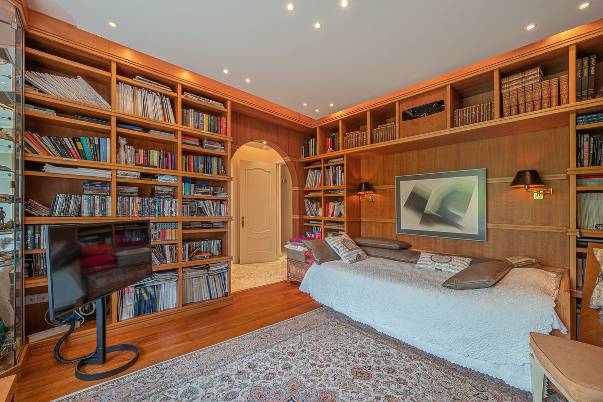 Se vende Villa - Chalet de 4 dormitorios en Costa Del Sol, Málaga, España
