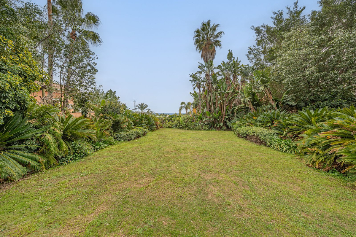 Se vende Villa - Chalet de 4 dormitorios en Costa Del Sol, Málaga, España