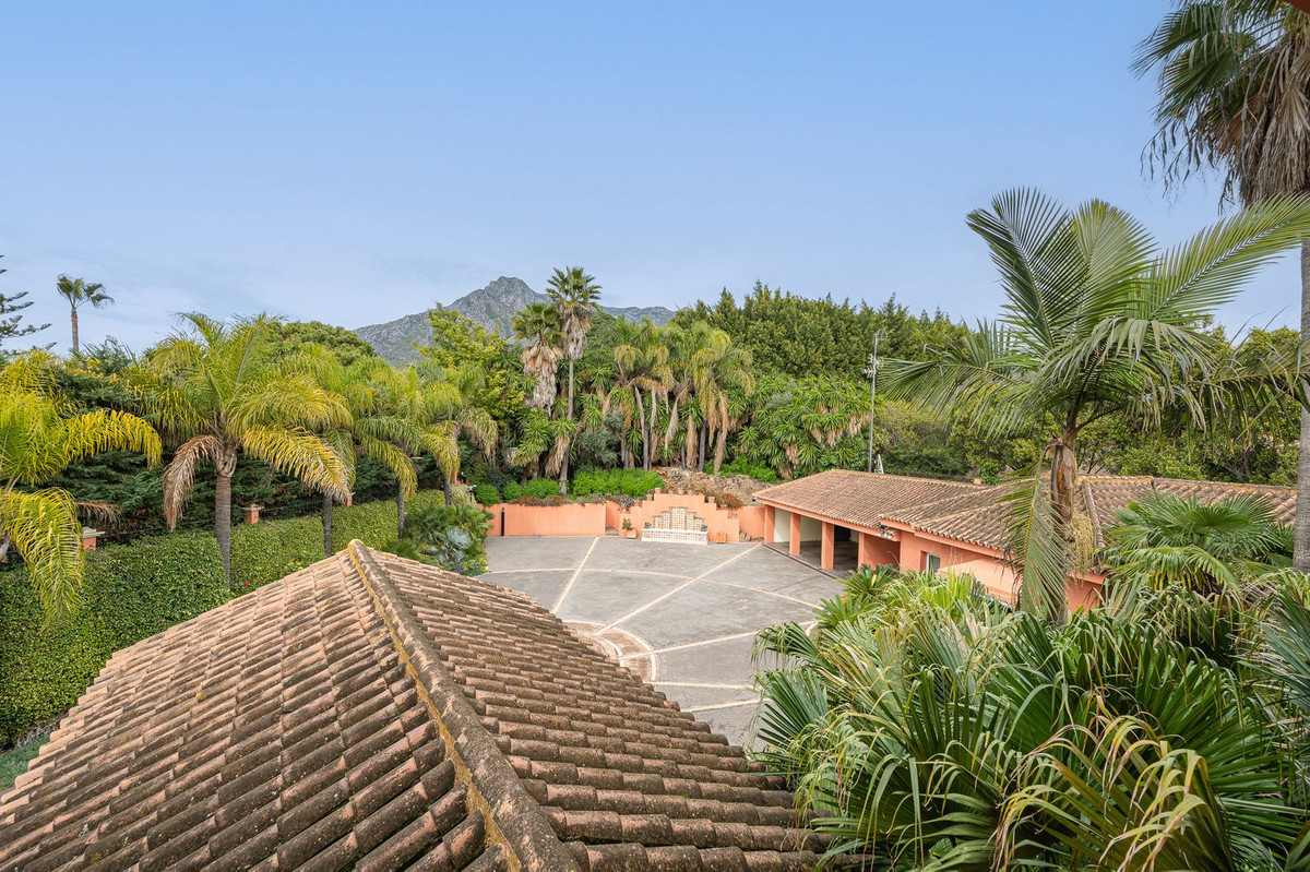 Se vende Villa - Chalet de 4 dormitorios en Costa Del Sol, Málaga, España