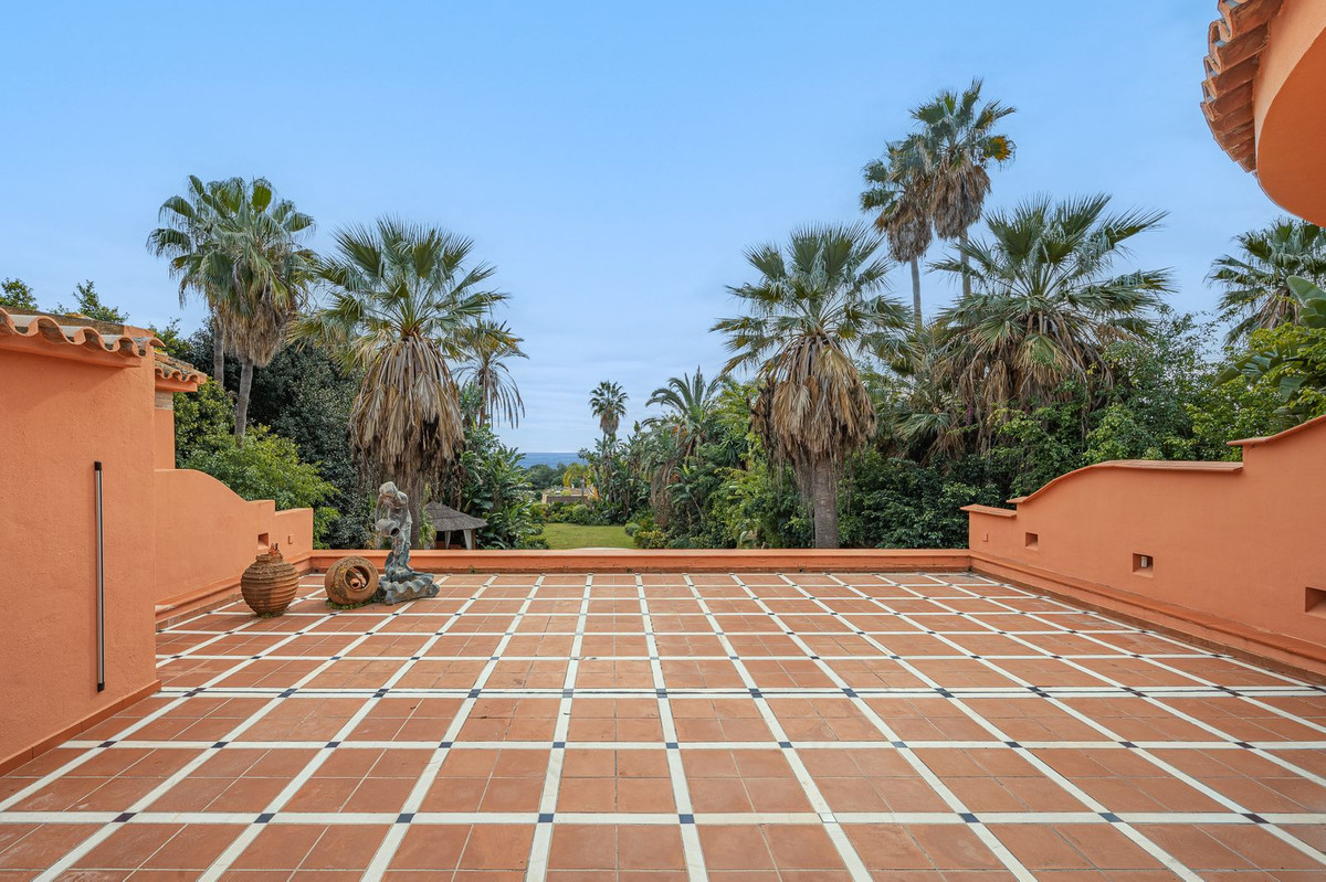 Se vende Villa - Chalet de 4 dormitorios en Costa Del Sol, Málaga, España
