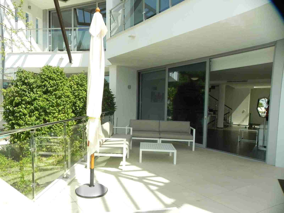 Se vende Pareada de 4 dormitorios en Costa Del Sol, Málaga, España