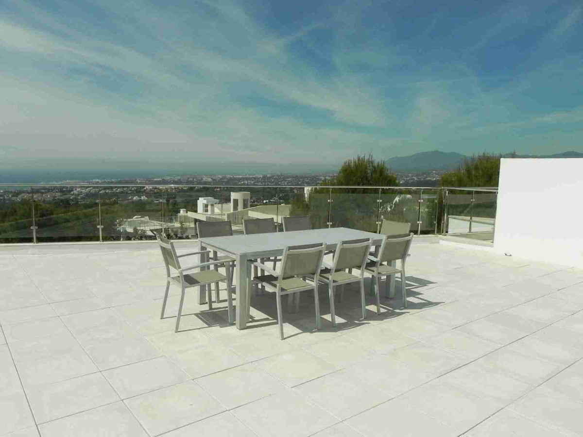 Se vende Pareada de 4 dormitorios en Costa Del Sol, Málaga, España