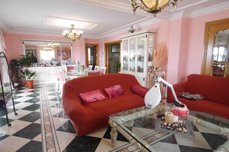 Se vende Finca - Cortijo de 5 dormitorios en Costa Del Sol, Málaga, España