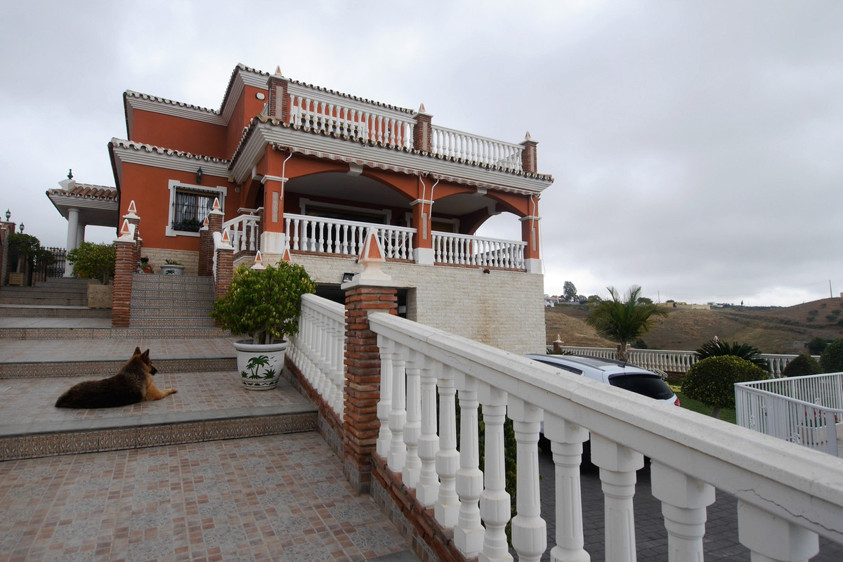 Se vende Finca - Cortijo de 5 dormitorios en Costa Del Sol, Málaga, España