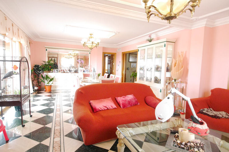 Se vende Finca - Cortijo de 5 dormitorios en Costa Del Sol, Málaga, España