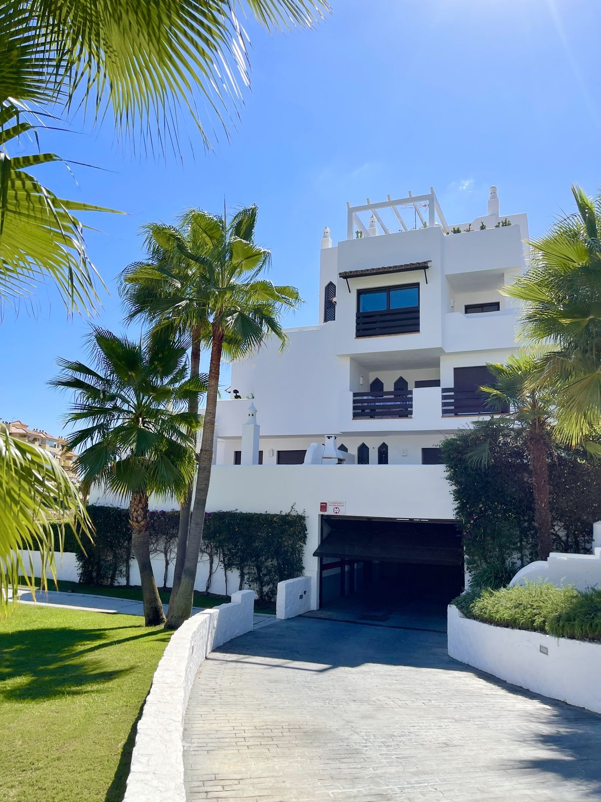 Se vende Apartamento Planta Media de 3 dormitorios en Costa Del Sol, Málaga, España