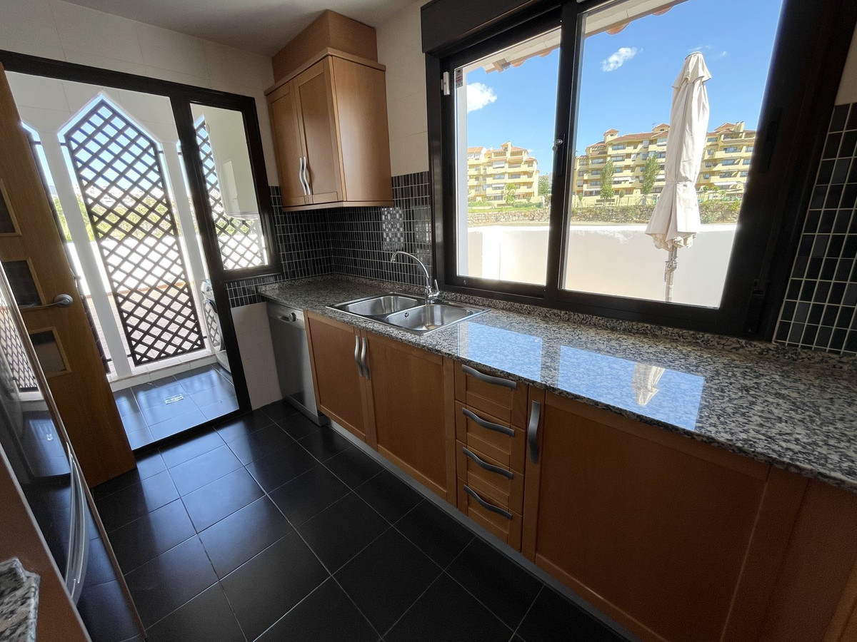 Se vende Apartamento Planta Media de 3 dormitorios en Costa Del Sol, Málaga, España