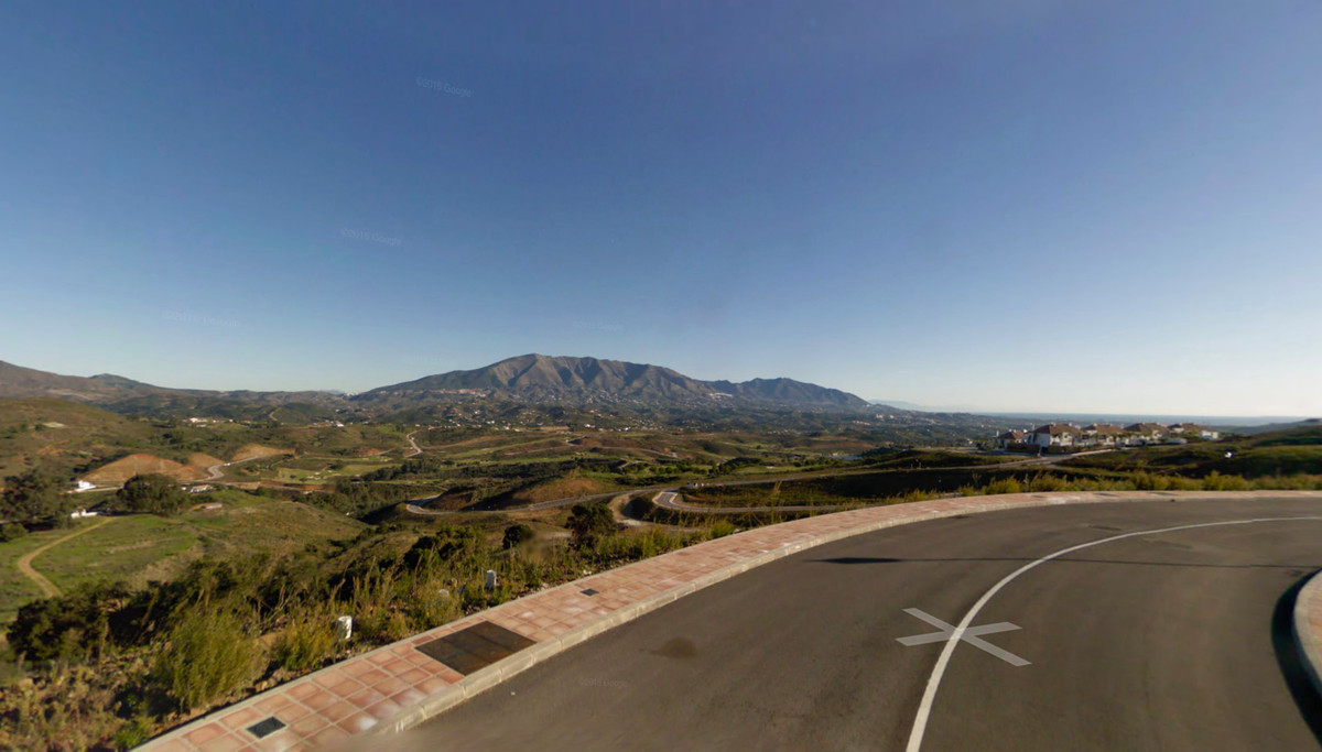 Se vende Terreno Urbano  en Costa Del Sol, Málaga, España