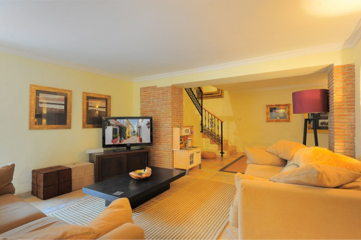 3 Bed Townhouse for sale in Marbella Costa Del Sol, Málaga, Spain