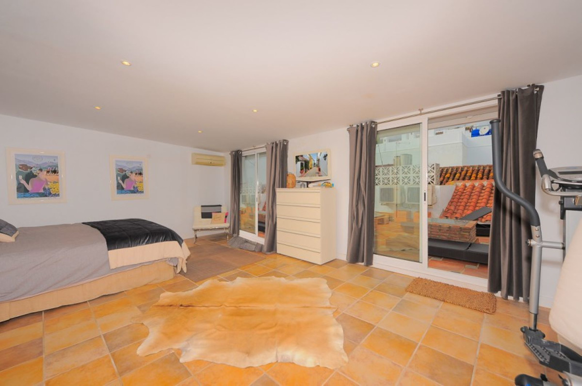 3 Bed Townhouse for sale in Marbella Costa Del Sol, Málaga, Spain