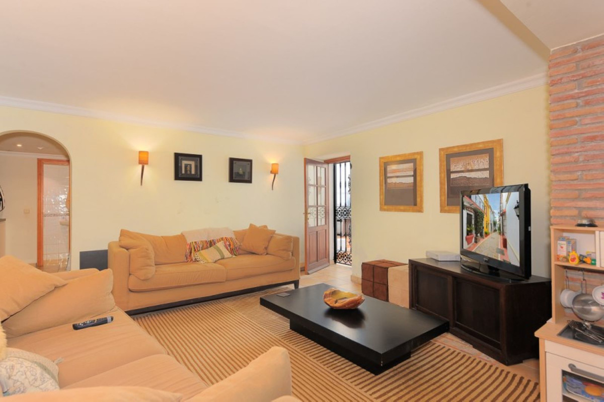 3 Bed Townhouse for sale in Marbella Costa Del Sol, Málaga, Spain