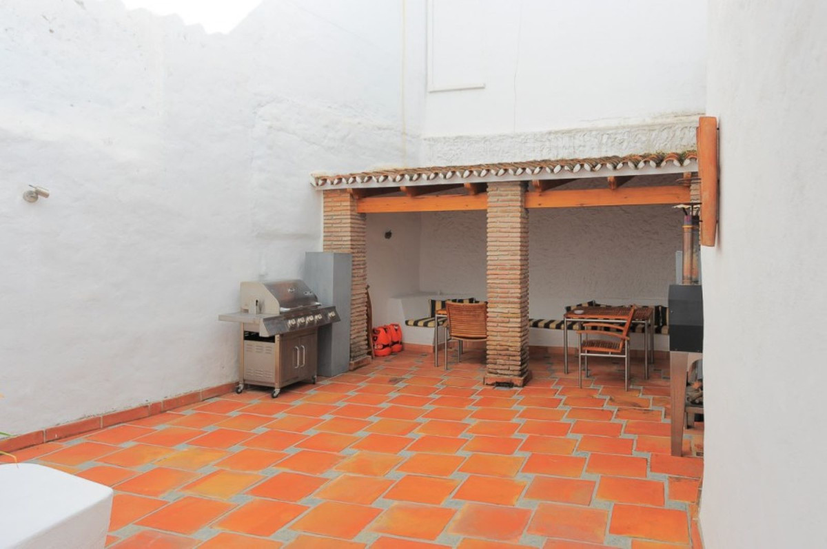 3 Bed Townhouse for sale in Marbella Costa Del Sol, Málaga, Spain