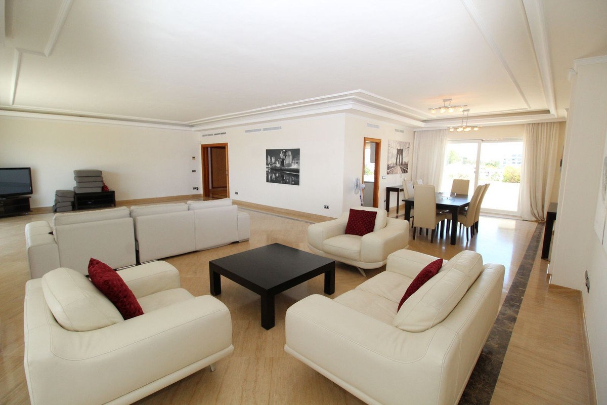 Se vende Ático de 4 dormitorios en Costa Del Sol, Málaga, España