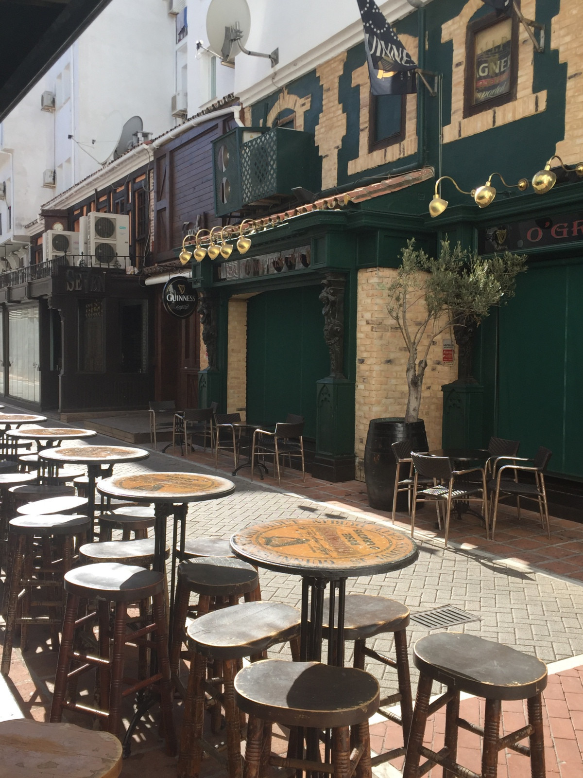 Commercial unit for sale in Puerto Banús Costa Del Sol, Málaga, Spain