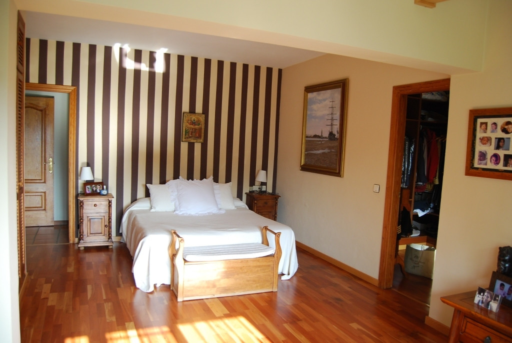 Se vende Villa - Chalet de 4 dormitorios en Costa Del Sol, Málaga, España