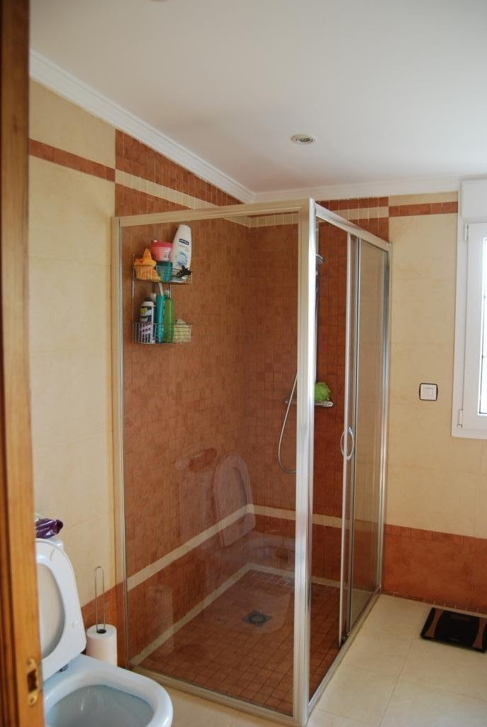 Se vende Villa - Chalet de 4 dormitorios en Costa Del Sol, Málaga, España