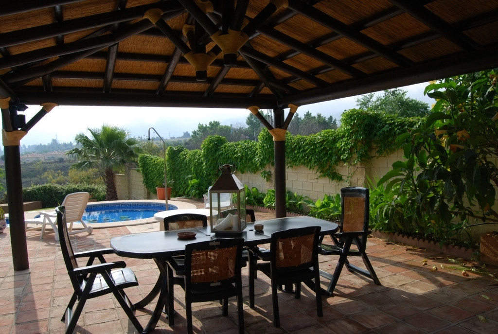 Se vende Villa - Chalet de 4 dormitorios en Costa Del Sol, Málaga, España