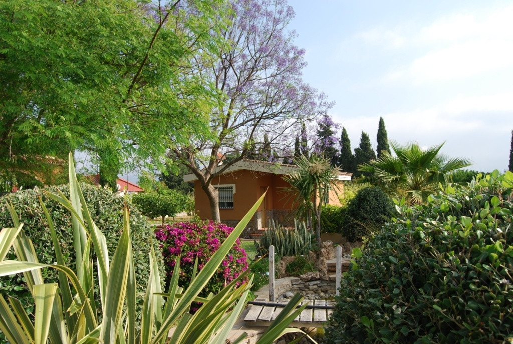 Se vende Villa - Chalet de 4 dormitorios en Costa Del Sol, Málaga, España