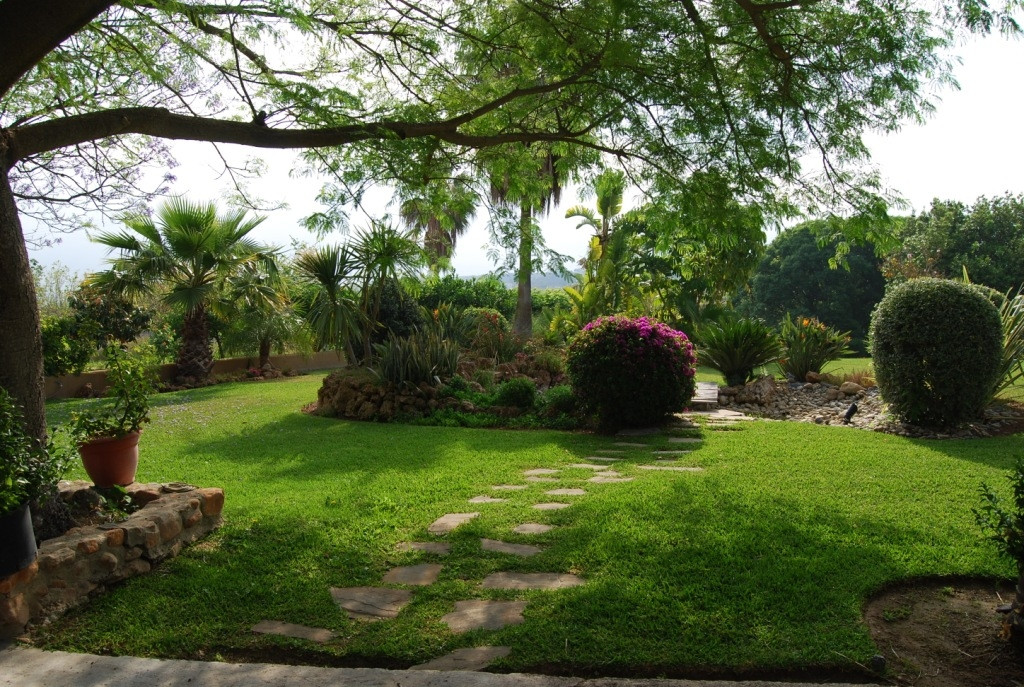 Se vende Villa - Chalet de 4 dormitorios en Costa Del Sol, Málaga, España
