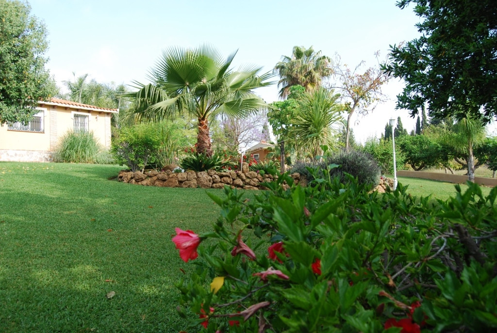 Se vende Villa - Chalet de 4 dormitorios en Costa Del Sol, Málaga, España