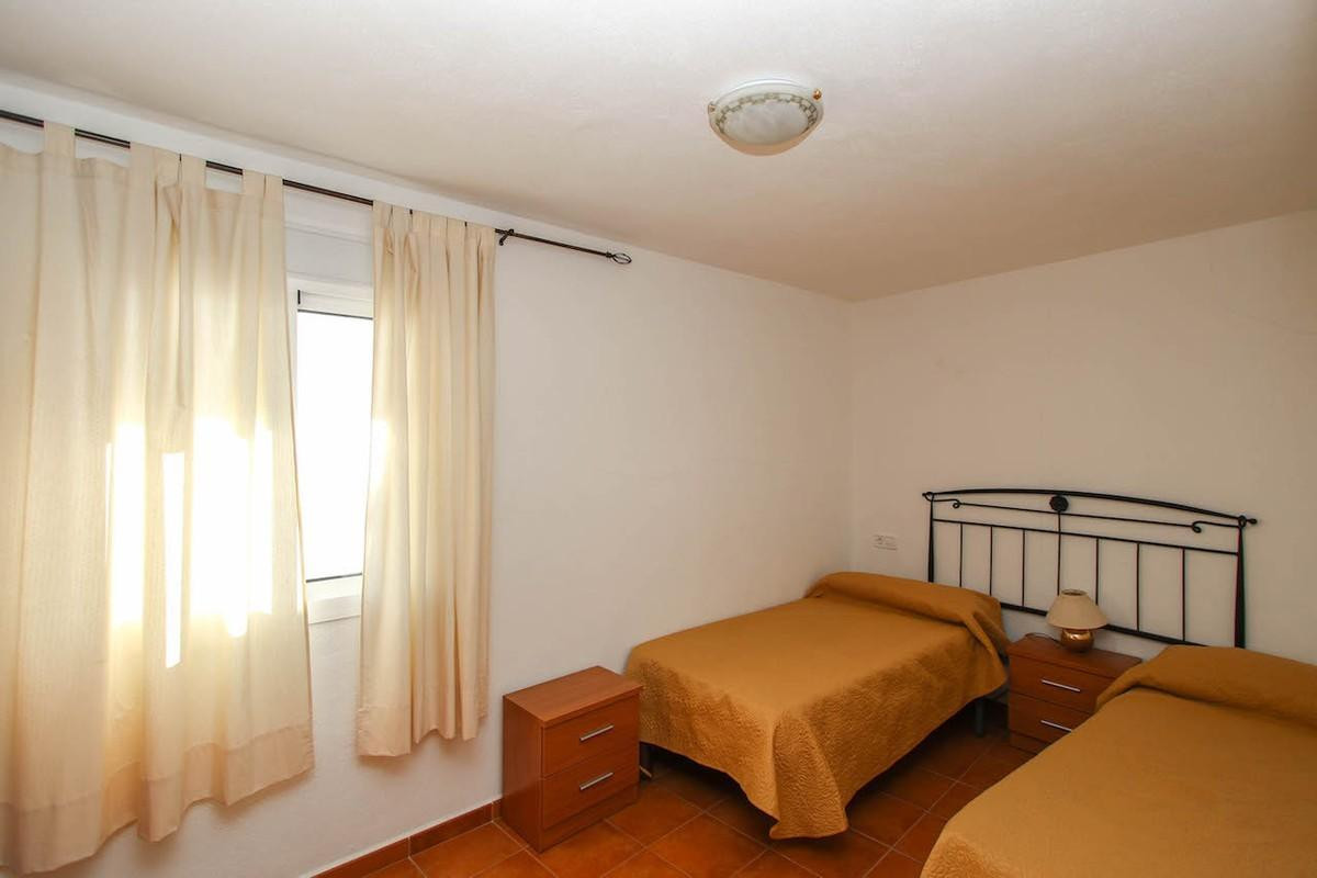 7 Bed Townhouse for sale in Guaro Costa Del Sol, Málaga, Spain
